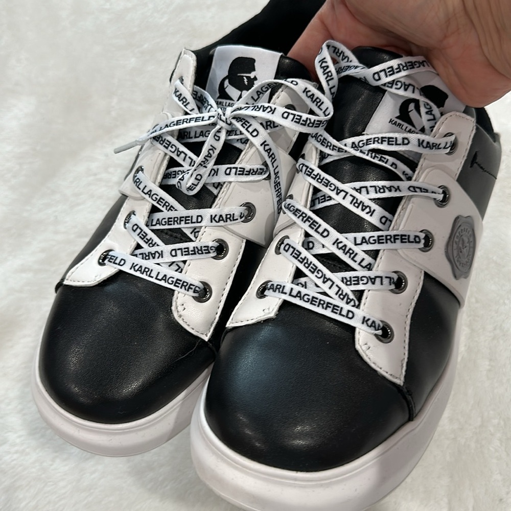 Karl Lagerfeld beautiful sneakers size 8.5 - Picture 3 of 10